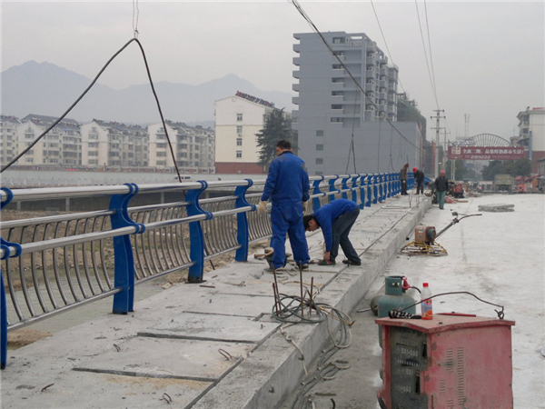 蚌埠不锈钢复合管护栏常见问题及解决方案